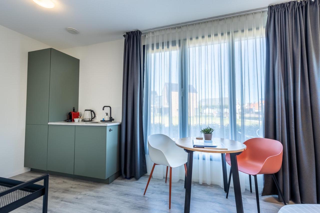 Roosjesweg 2 Gastenkamer Met Parkeerplaats En Terras Eg Домбург Екстер'єр фото
